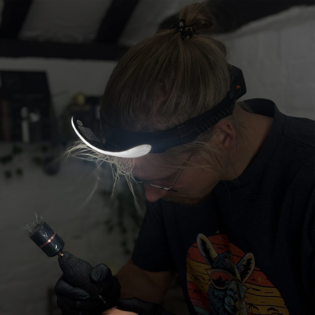 Kris SMP with The INK-credible Headlamp