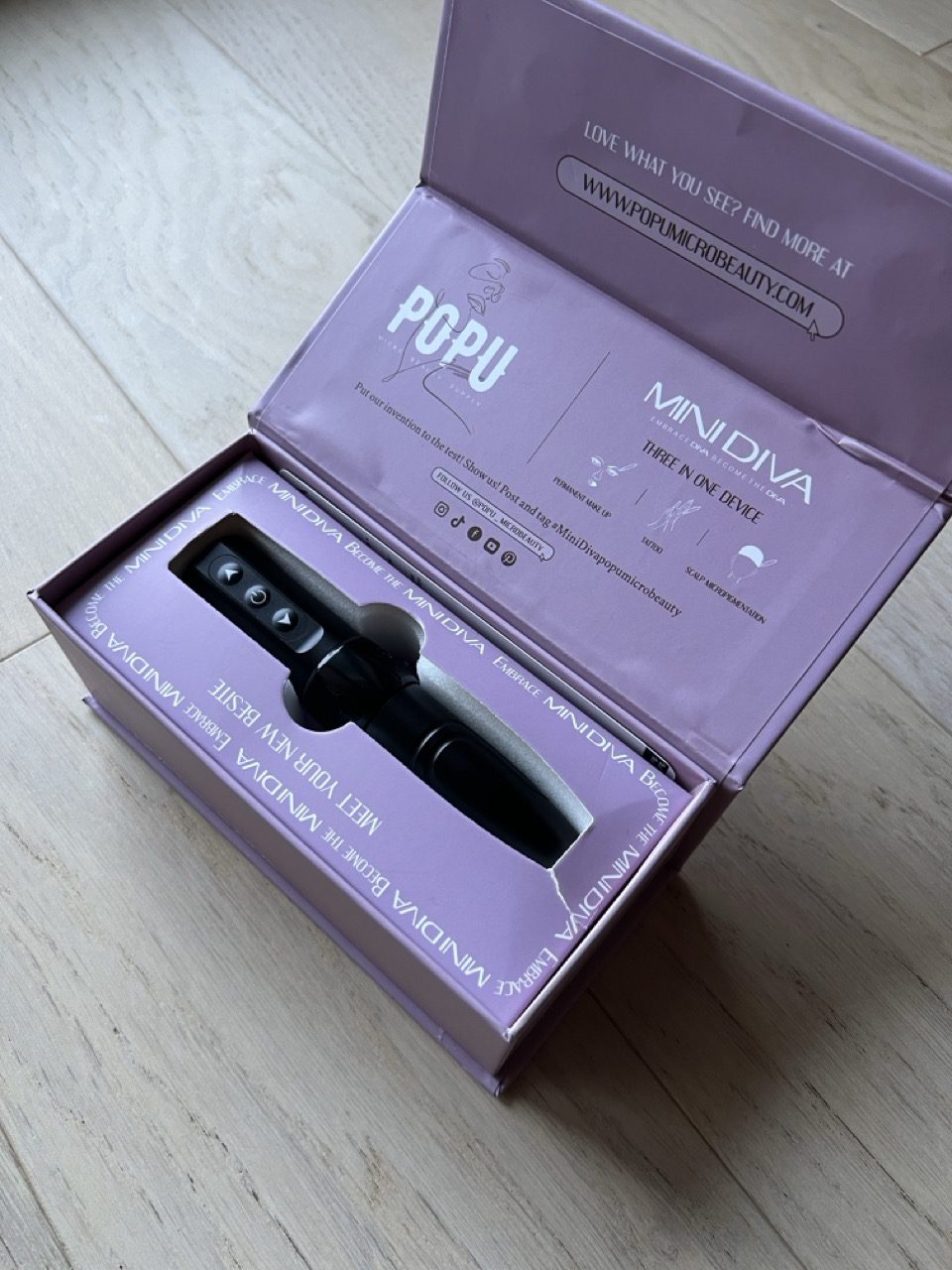 POPU MINI DIVA 3.5 MM (must) + lisaaku (hõbedane)